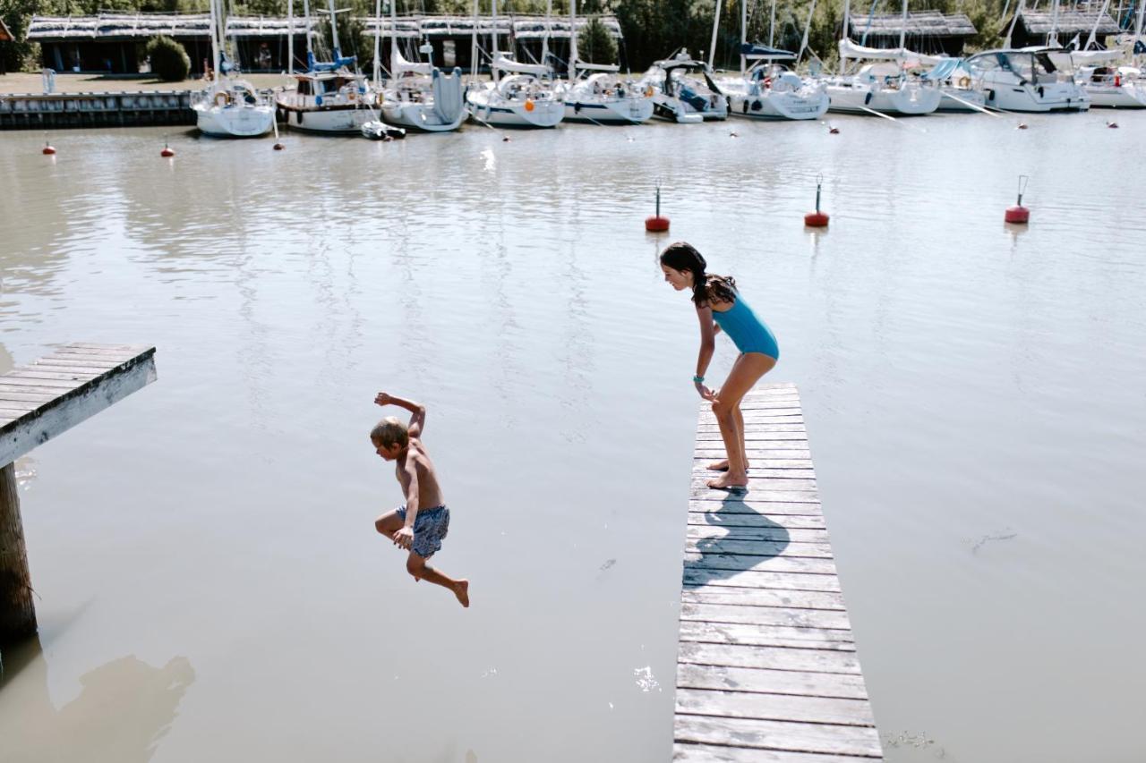 Вилла Peterzens Boathouse Laupunen Экстерьер фото