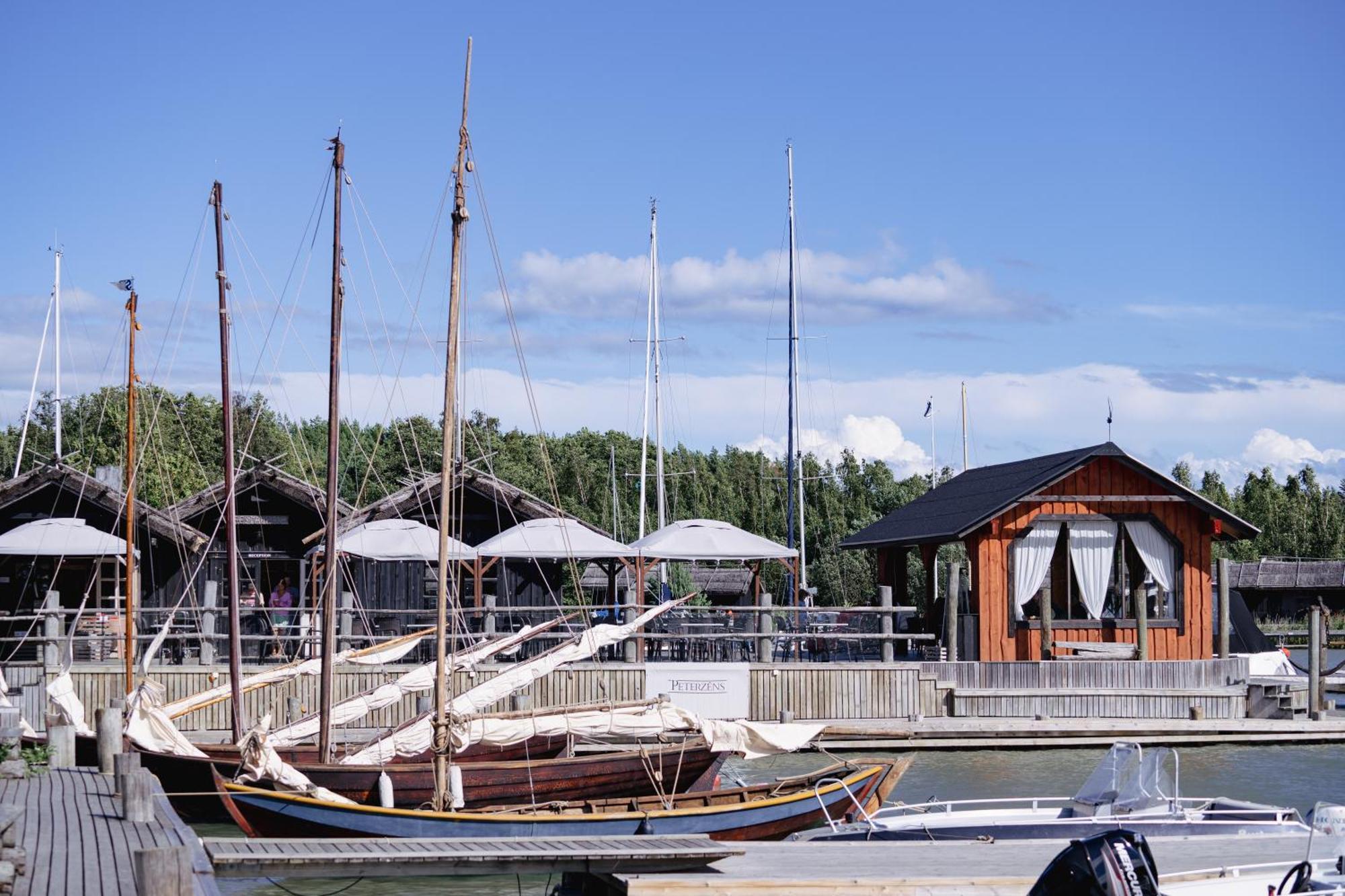 Вилла Peterzens Boathouse Laupunen Экстерьер фото